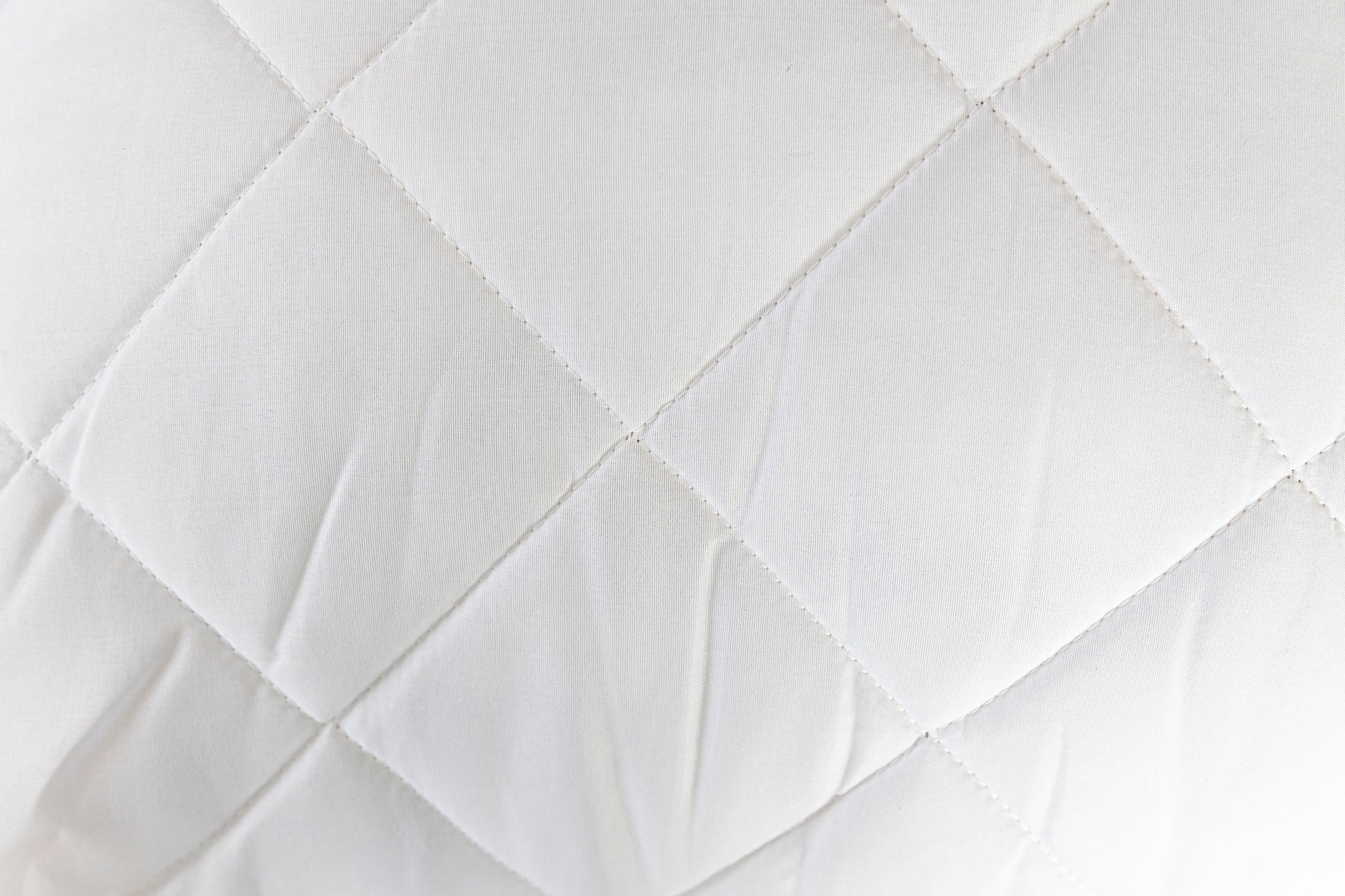 Gegranuleerde Chip Latex Kussing in verpakking met SlaapTyd etiket en drahandvatsels